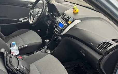 Hyundai Solaris II рестайлинг, 2012 год, 855 000 рублей, 12 фотография