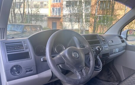 Volkswagen Transporter T5 рестайлинг, 2011 год, 950 000 рублей, 5 фотография