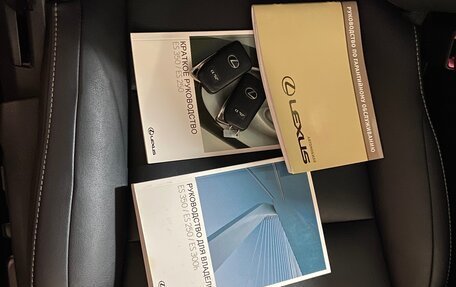 Lexus ES VII, 2013 год, 2 390 000 рублей, 29 фотография
