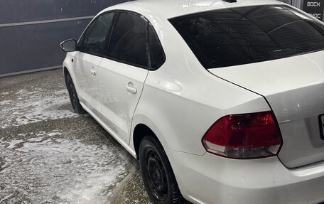 Volkswagen Polo VI (EU Market), 2011 год, 600 000 рублей, 3 фотография