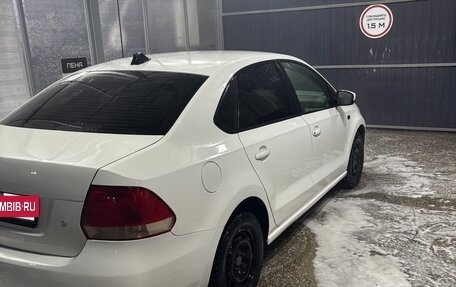 Volkswagen Polo VI (EU Market), 2011 год, 600 000 рублей, 4 фотография