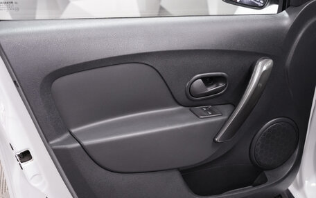 Renault Logan II, 2018 год, 1 150 000 рублей, 16 фотография