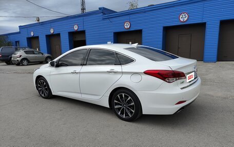 Hyundai i40 I рестайлинг, 2016 год, 1 800 000 рублей, 3 фотография