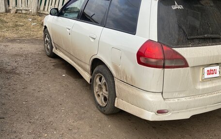 Nissan Wingroad III, 1999 год, 320 000 рублей, 2 фотография