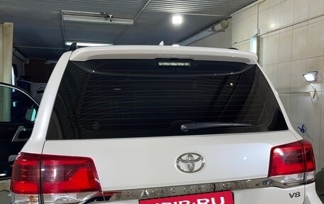 Toyota Land Cruiser 200, 2019 год, 8 600 000 рублей, 7 фотография