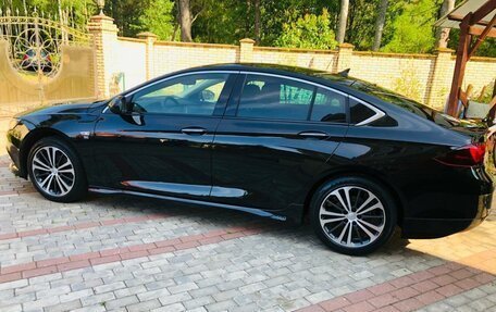 Opel Insignia II рестайлинг, 2019 год, 1 800 000 рублей, 3 фотография