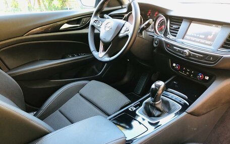 Opel Insignia II рестайлинг, 2019 год, 1 800 000 рублей, 10 фотография