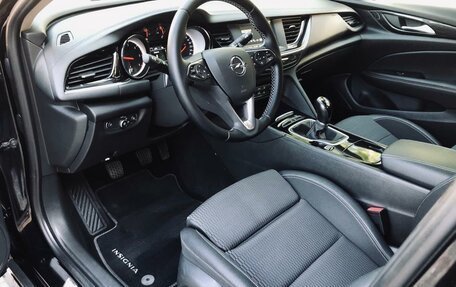 Opel Insignia II рестайлинг, 2019 год, 1 800 000 рублей, 16 фотография