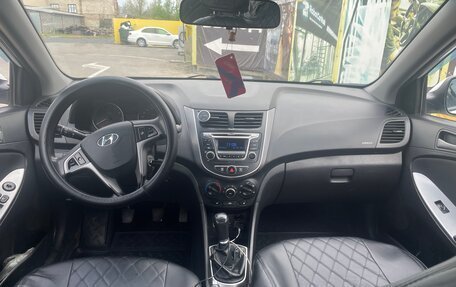Hyundai Solaris II рестайлинг, 2016 год, 699 000 рублей, 4 фотография