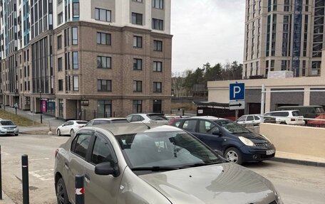 Renault Logan II, 2019 год, 740 000 рублей, 2 фотография
