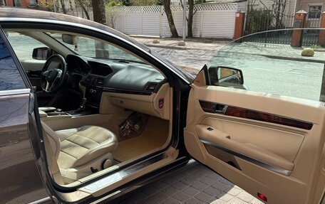 Mercedes-Benz E-Класс, 2013 год, 1 890 000 рублей, 4 фотография