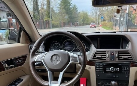 Mercedes-Benz E-Класс, 2013 год, 1 890 000 рублей, 10 фотография