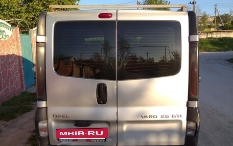 Opel Vivaro A рестайлинг, 2004 год, 850 000 рублей, 4 фотография