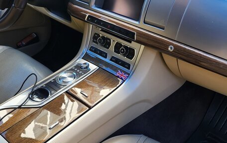 Jaguar XF I рестайлинг, 2011 год, 1 100 000 рублей, 12 фотография