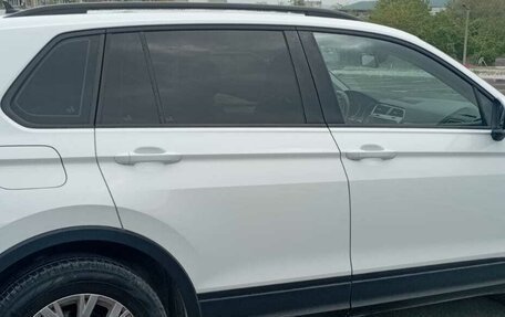 Volkswagen Tiguan II, 2019 год, 2 400 000 рублей, 7 фотография