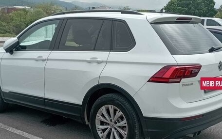 Volkswagen Tiguan II, 2019 год, 2 400 000 рублей, 4 фотография