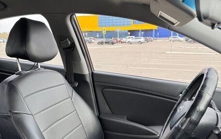 Hyundai Solaris II рестайлинг, 2015 год, 1 050 000 рублей, 12 фотография