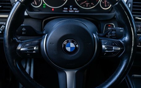 BMW 3 серия, 2018 год, 2 450 000 рублей, 15 фотография