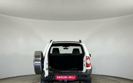 Chevrolet Niva I рестайлинг, 2017 год, 840 000 рублей, 8 фотография