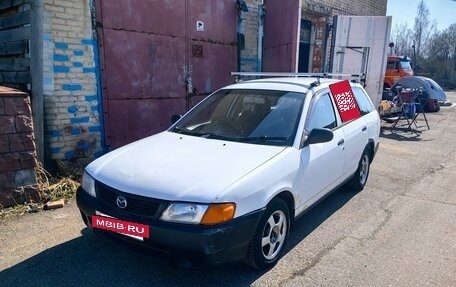 Mazda Familia Y11, 2002 год, 380 000 рублей, 2 фотография