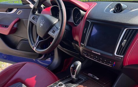 Maserati Levante I, 2017 год, 5 690 000 рублей, 8 фотография