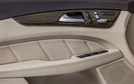Mercedes-Benz CLS, 2016 год, 3 400 000 рублей, 13 фотография