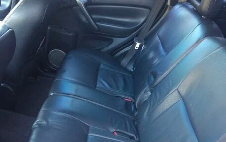 Toyota RAV4, 2004 год, 750 000 рублей, 3 фотография