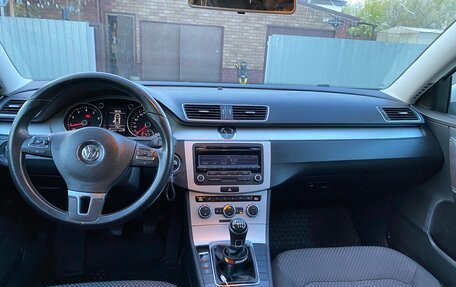 Volkswagen Passat B7, 2012 год, 1 010 000 рублей, 14 фотография