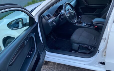 Volkswagen Passat B7, 2012 год, 1 010 000 рублей, 13 фотография