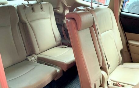 Toyota Highlander III, 2010 год, 2 050 000 рублей, 4 фотография