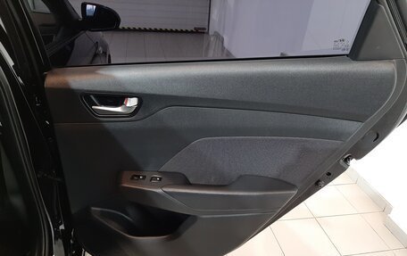 Hyundai Solaris II рестайлинг, 2018 год, 1 290 000 рублей, 25 фотография