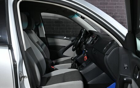 Volkswagen Tiguan I, 2010 год, 950 000 рублей, 11 фотография