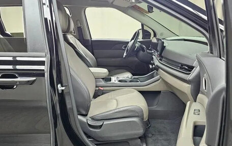 KIA Carnival, 2024 год, 3 750 000 рублей, 11 фотография