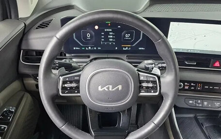 KIA Carnival, 2024 год, 3 750 000 рублей, 13 фотография