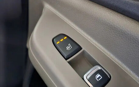 KIA Carnival, 2024 год, 3 750 000 рублей, 19 фотография