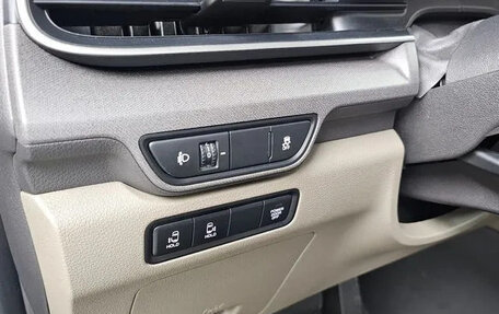 KIA Carnival, 2024 год, 3 750 000 рублей, 14 фотография