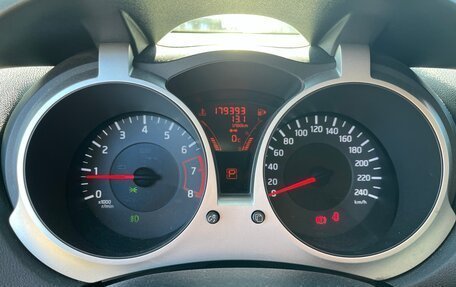Nissan Juke II, 2011 год, 900 000 рублей, 2 фотография