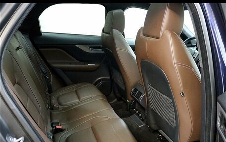 Jaguar F-Pace, 2017 год, 3 999 000 рублей, 8 фотография