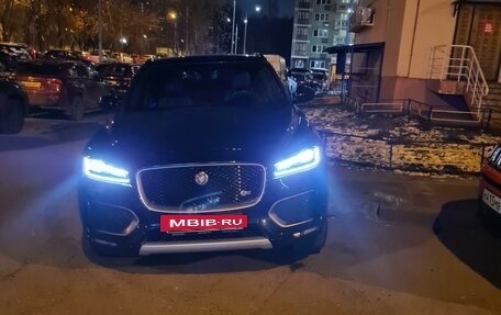 Jaguar F-Pace, 2017 год, 3 999 000 рублей, 12 фотография