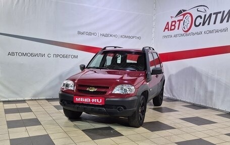 Chevrolet Niva I рестайлинг, 2018 год, 699 000 рублей, 3 фотография