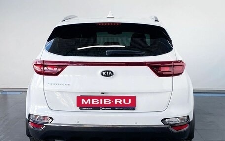 KIA Sportage IV рестайлинг, 2020 год, 2 710 000 рублей, 6 фотография