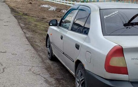 Hyundai Accent II, 2004 год, 220 000 рублей, 2 фотография