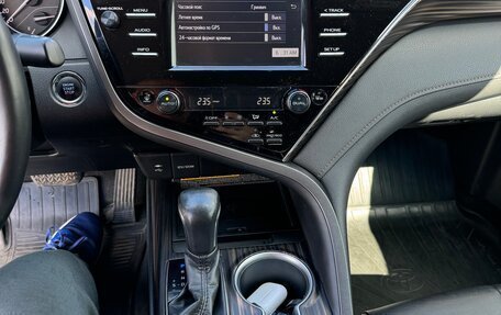 Toyota Camry, 2018 год, 2 500 000 рублей, 6 фотография