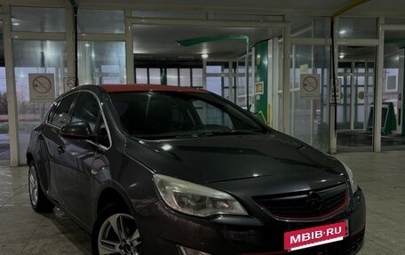 Opel Astra J, 2012 год, 750 000 рублей, 2 фотография