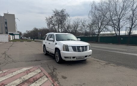 Cadillac Escalade III, 2008 год, 750 000 рублей, 4 фотография