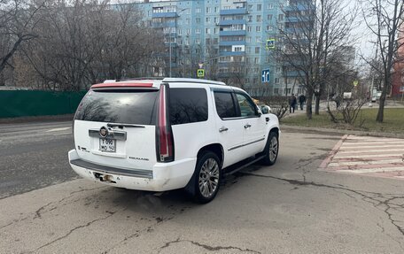 Cadillac Escalade III, 2008 год, 750 000 рублей, 3 фотография