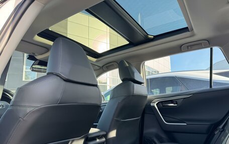 Toyota RAV4, 2024 год, 4 600 000 рублей, 12 фотография