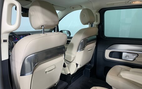 Mercedes-Benz V-Класс, 2024 год, 17 700 000 рублей, 13 фотография
