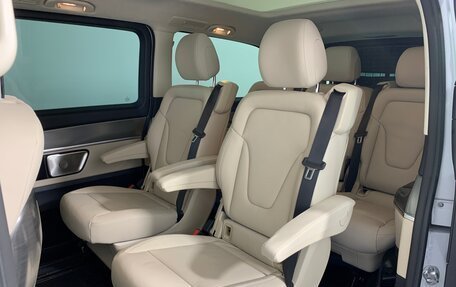 Mercedes-Benz V-Класс, 2024 год, 17 700 000 рублей, 18 фотография
