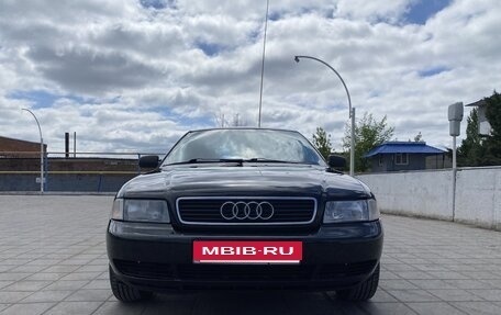 Audi A4, 1995 год, 440 000 рублей, 2 фотография